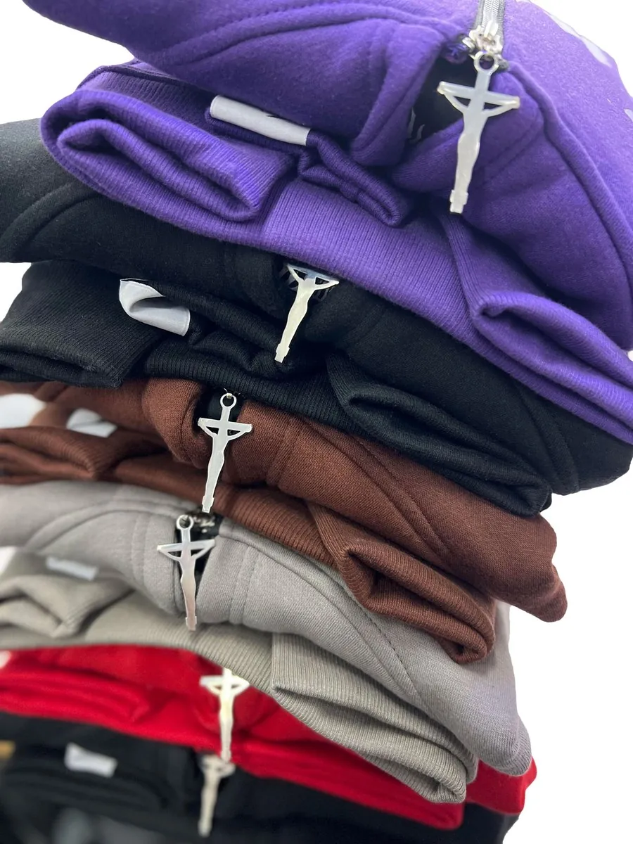 Custom Hoodies & Streetwear